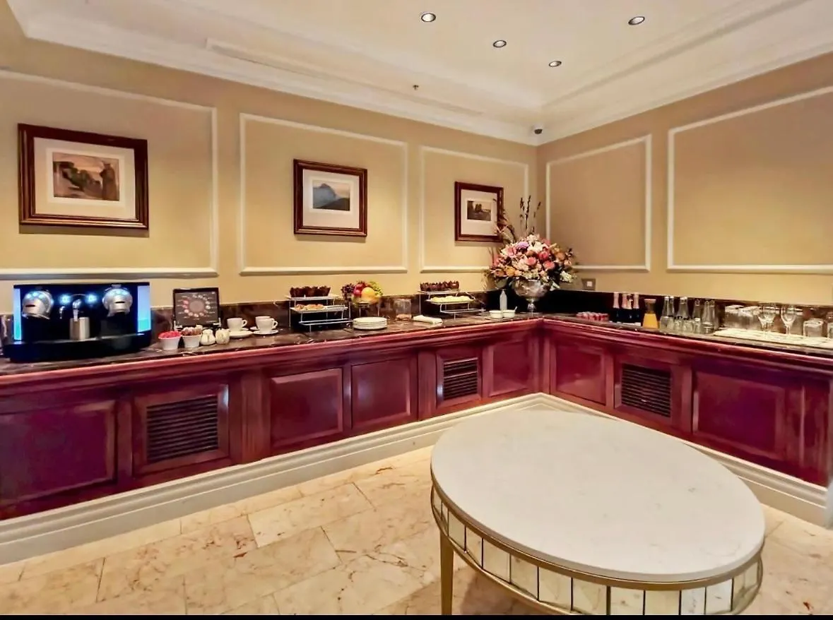 Taj Hotel Cape Town - Taj Residence Suite ,Let Out Privately